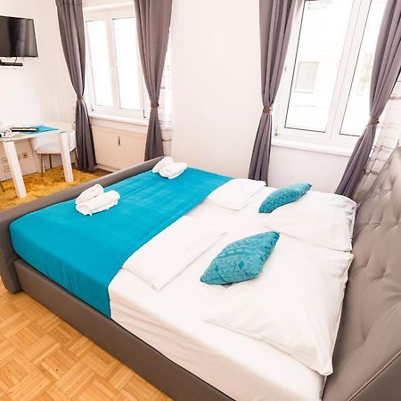Apartment Wichtelgasse Vienna Luaran gambar