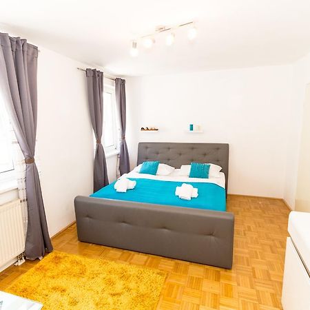 Apartment Wichtelgasse Vienna Luaran gambar
