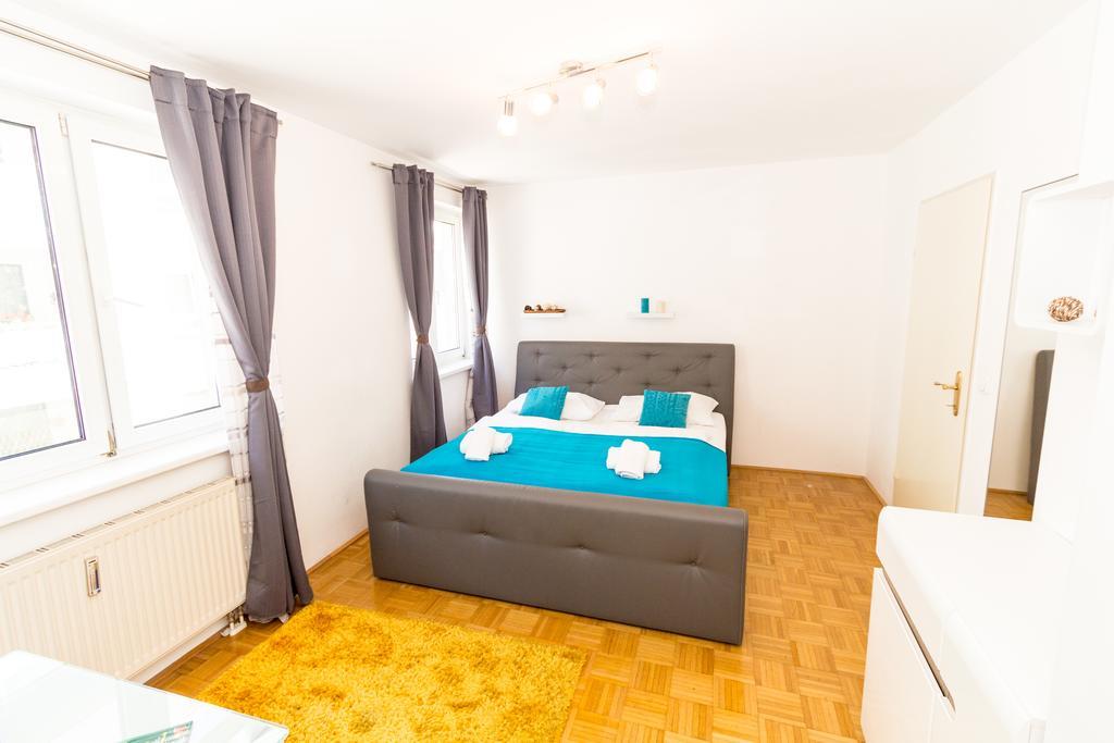 Apartment Wichtelgasse Vienna Luaran gambar